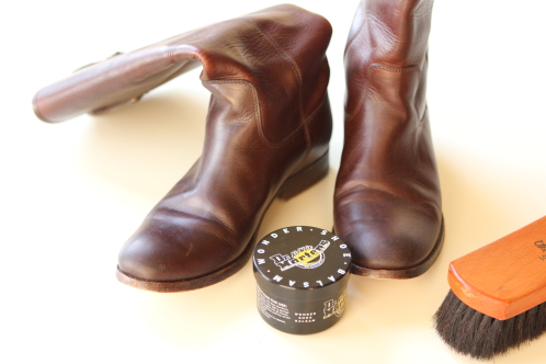 how to clean frye leather shoes